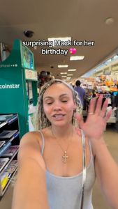 Instagram post by @roseleediiii
