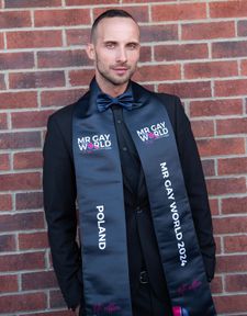 Instagram post by @damiankutryb