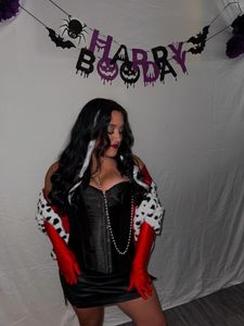 Instagram post by @imelainachristina