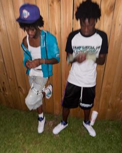 Instagram post by @lirye26