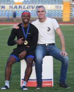 Instagram post by @_caasi__