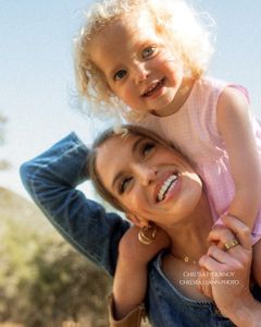 Instagram post by @laceyelizabeth