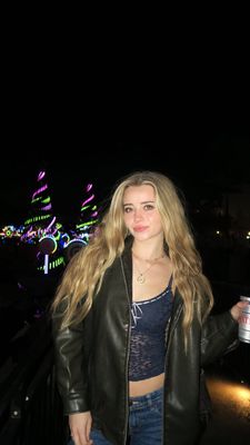 Instagram post by @tesscholloway