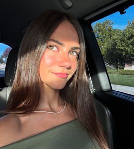 Instagram post by @isabella.l.flores