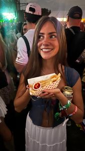 Instagram post by @isabella.l.flores