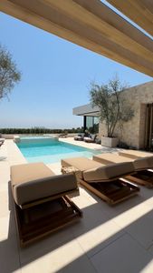 Instagram post by @glashaus.realestate