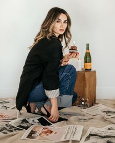 Instagram post by @saviskinn