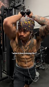 Instagram post by @darrenjakke