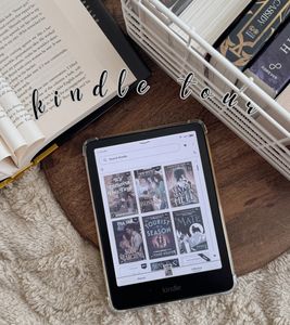 Instagram post by @readswithlex_