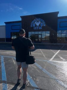 Instagram post by @taytayfos