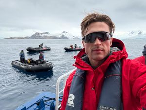 Instagram post by @nicktopel