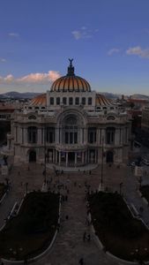 Instagram post by @sippinginchicago