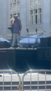 Instagram post by @dwentheoriginaldiva