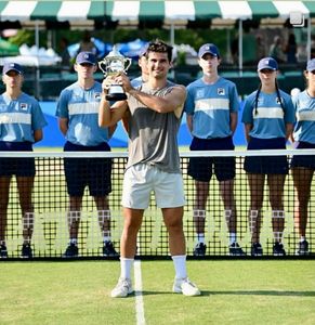 Instagram post by @mcosgiron