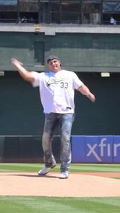 Instagram post by @josecanseco