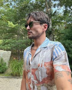 Instagram post by @elliotpr