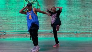 Instagram post by @_chrisxrath