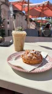 Instagram post by @myahsalinas