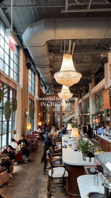 Instagram post by @sivanstravel