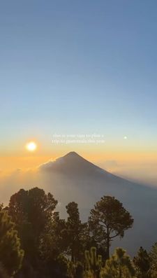 Instagram post by @sivanstravel