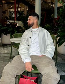 Instagram post by @we_odd