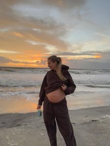 Instagram post by @iveycross_