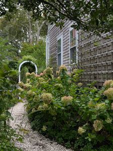 Instagram post by @zhush