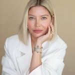 @roses_cloud Instagram Profile