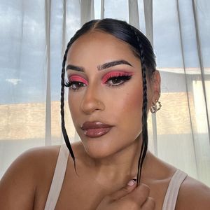 Instagram post by @alejandrammakeup