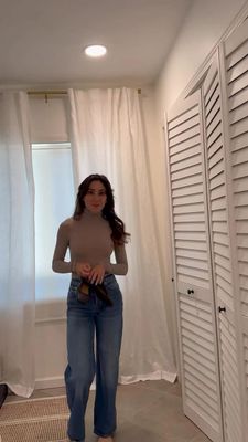 Instagram post by @michelleandevy