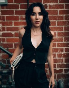 Instagram post by @michelleandevy