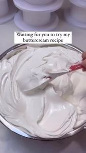 Instagram post by @bloomsbyjune