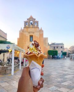 Instagram post by @sahshasocial