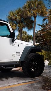 Instagram post by @realdeangibson