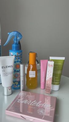 Instagram post by @muchloveeanna