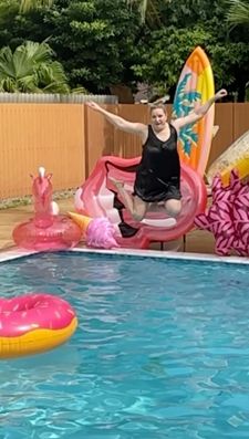 Instagram post by @miami_influencer_ella