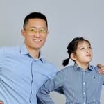 @reinaanddad Instagram Profile