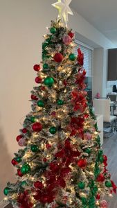 Instagram post by @itsvanessaperez