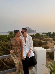 Instagram post by @carolintavares