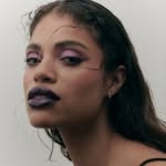 @carolintavares Instagram Profile