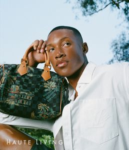 Instagram post by @ebbyybrown