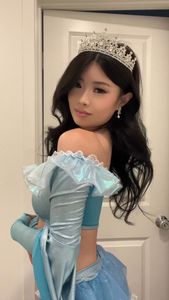 Instagram post by @linawinaly