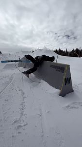 Instagram post by @eggxit