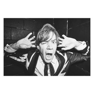 Instagram post by @iamdonnyevans