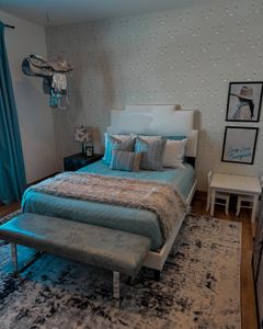 Instagram post by @velvetbrumby