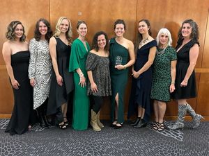 Instagram post by @drlindsaymassumi