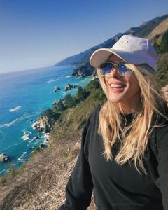 Instagram post by @jessicafajans