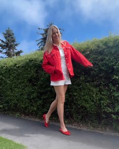 Instagram post by @jessicafajans