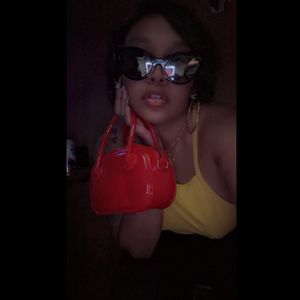 Instagram post by @redheadbelizean