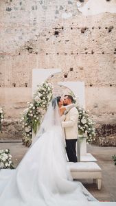 Instagram post by @hustleinvestor